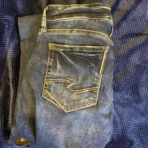 Silver Jeans. Size 28.